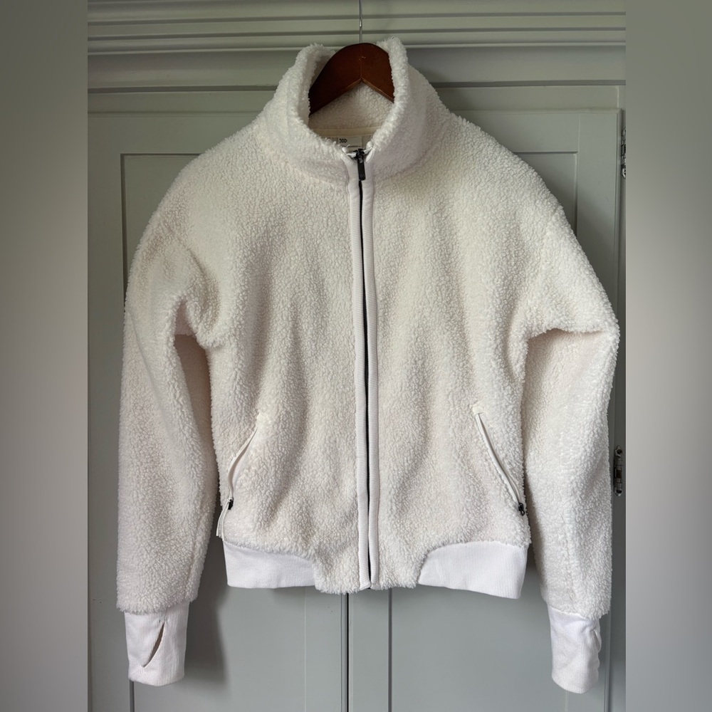Cozy White Sherpa Jacket, NEW, Never Worn, XS
